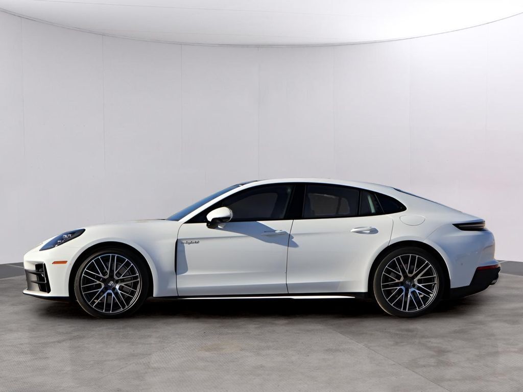 2026 Porsche Panamera E-Hybrid 4