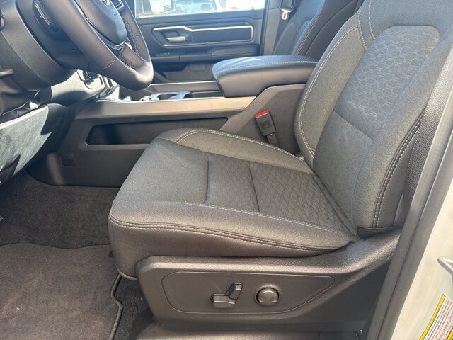 2026 Ram 1500 Big Horn/Lone Star Watertown SD 2026 Ram 1500 Big Horn/Lone Star Watertown SD