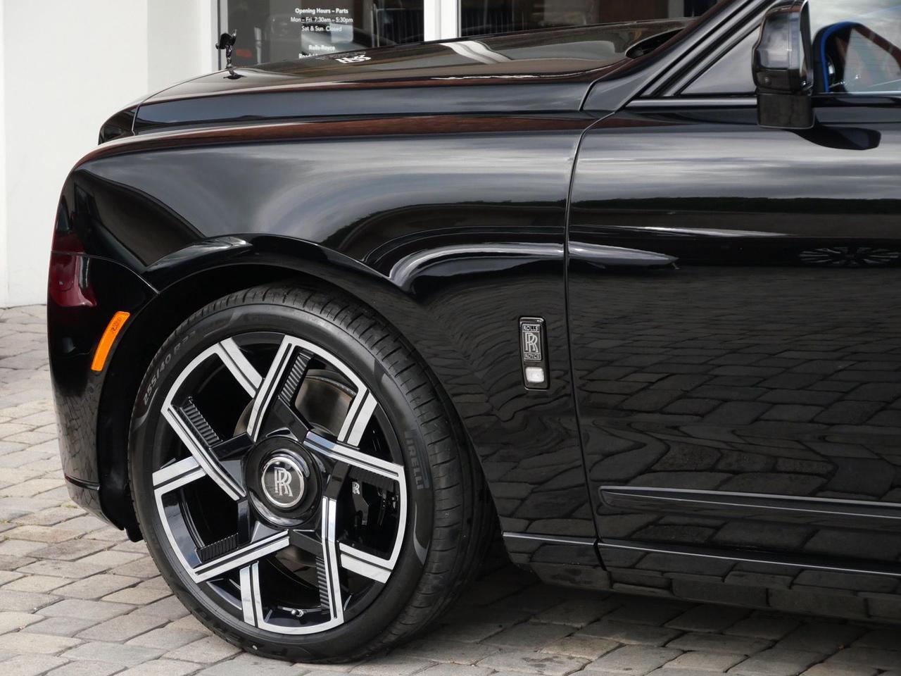 2026 Rolls-Royce Black Badge Cullinan Lawrence KS