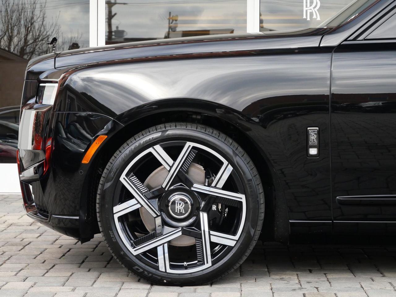 2026 Rolls-Royce Black Badge Cullinan Lawrence KS