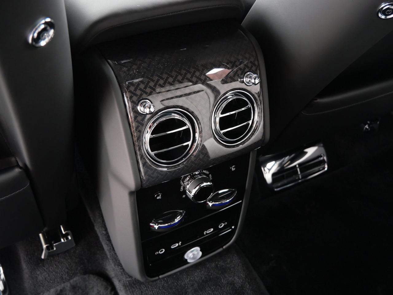 2026 Rolls-Royce Black Badge Cullinan Lawrence KS