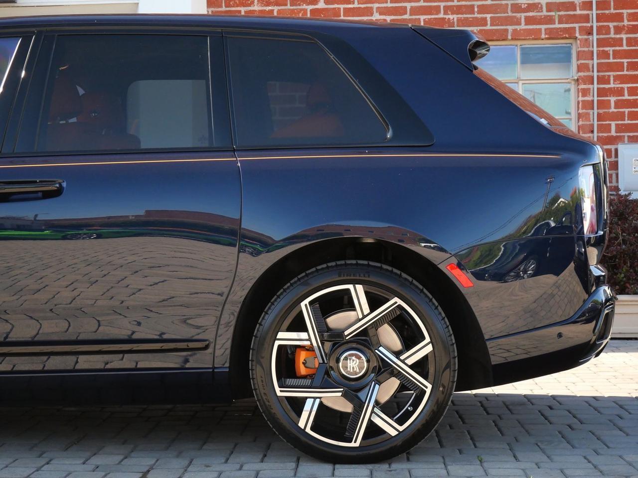 2026 Rolls-Royce Black Badge Cullinan Lawrence KS