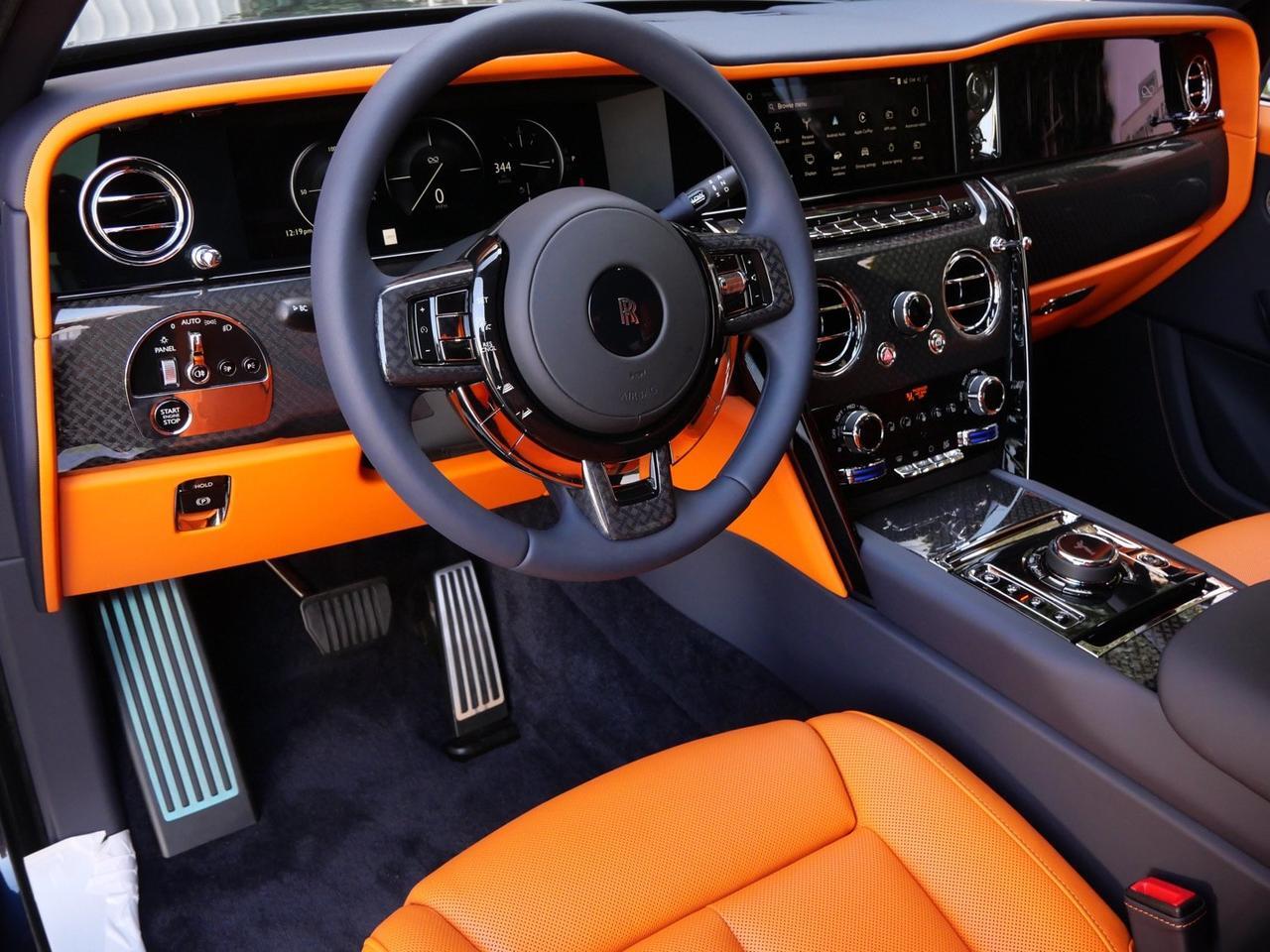 2026 Rolls-Royce Black Badge Cullinan Lawrence KS