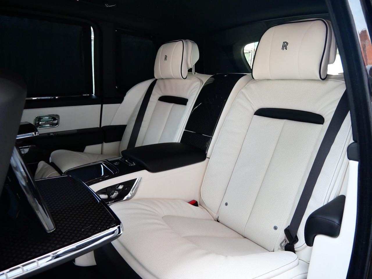 2026 Rolls-Royce Black Badge Cullinan Lawrence KS