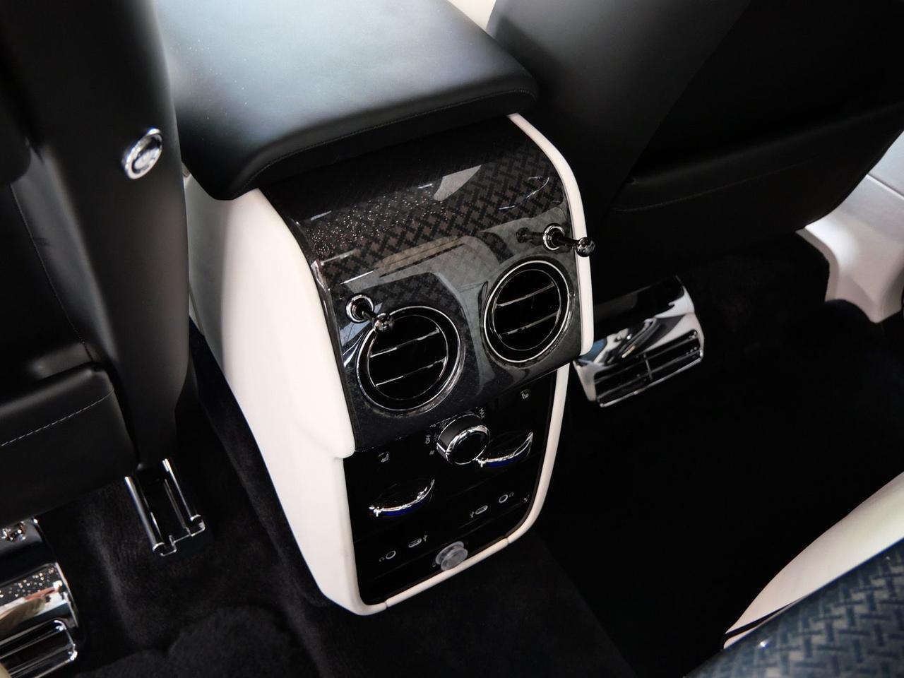 2026 Rolls-Royce Black Badge Cullinan Lawrence KS