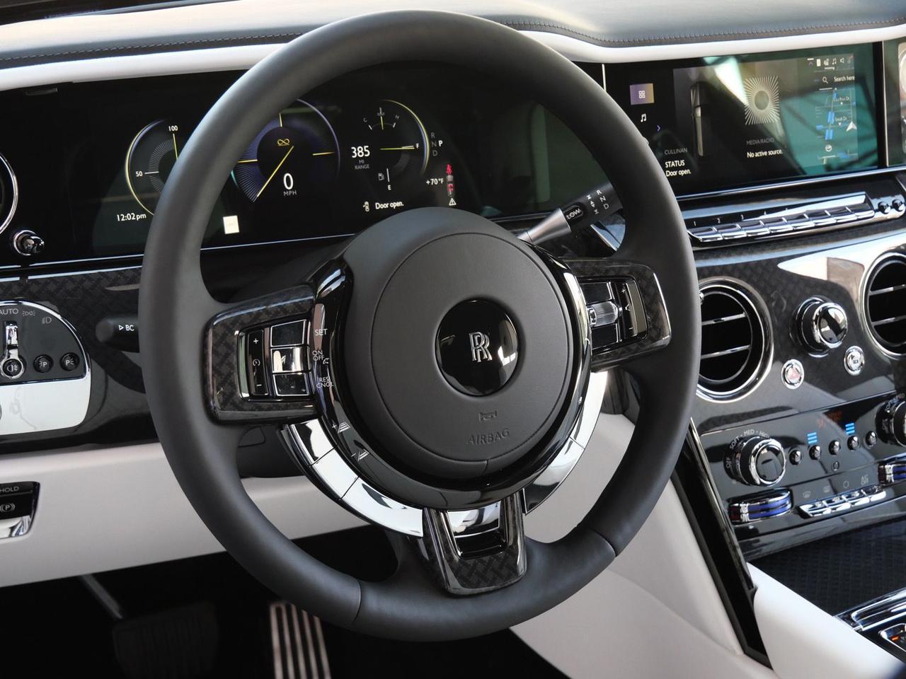 2026 Rolls-Royce Black Badge Cullinan Lawrence KS