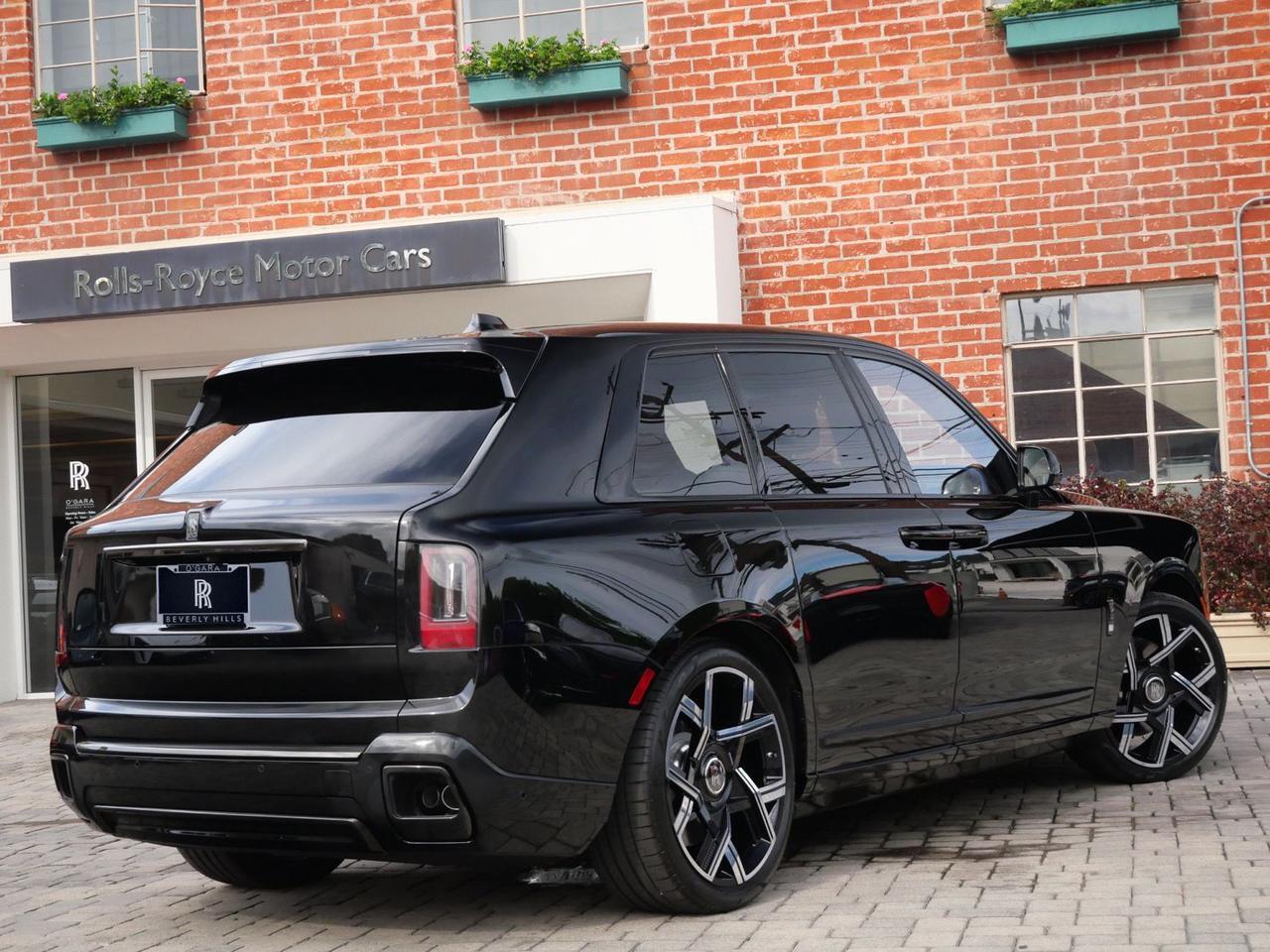 2026 Rolls-Royce Black Badge Cullinan Lawrence KS