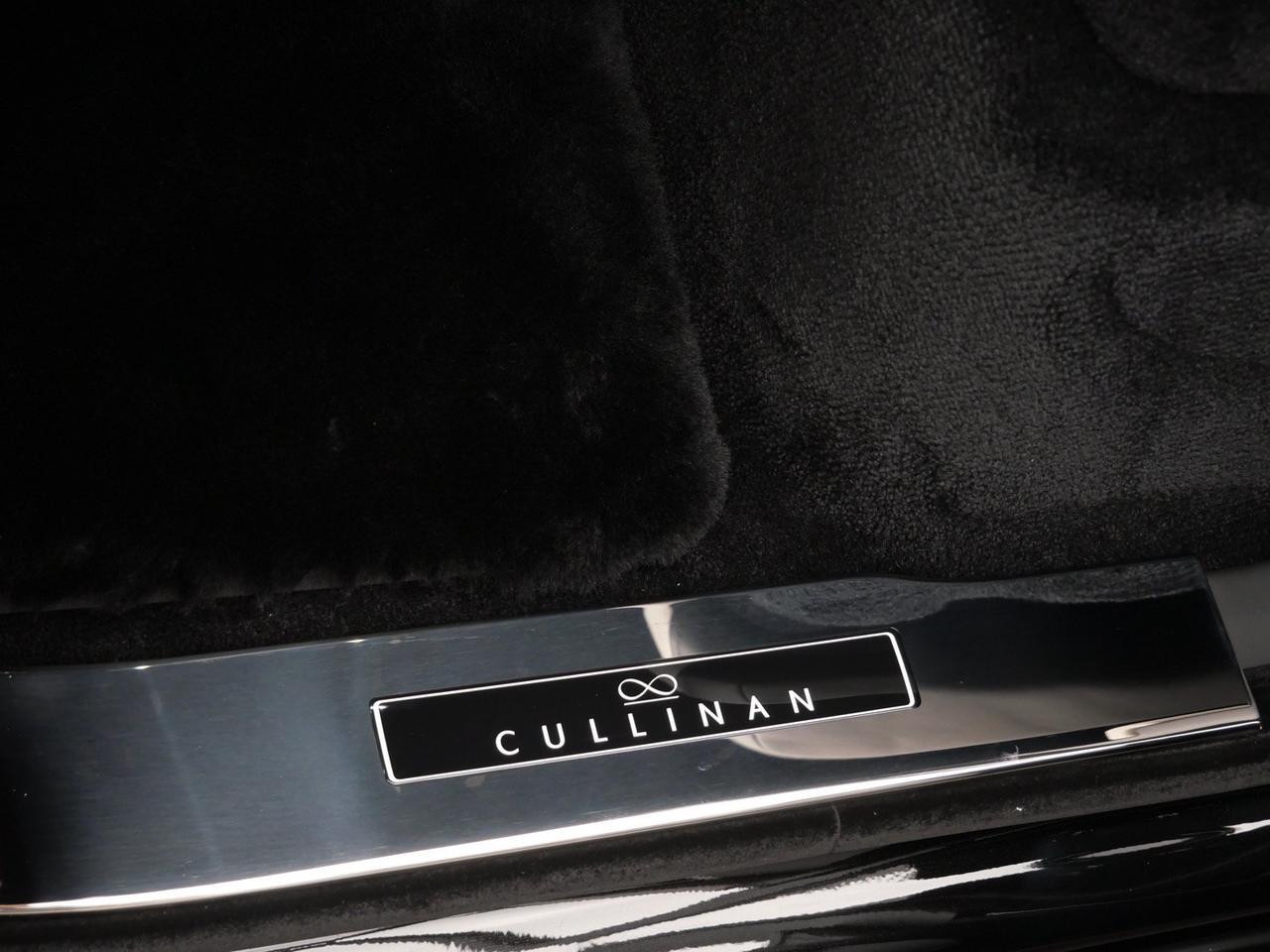 2026 Rolls-Royce Black Badge Cullinan Lawrence KS
