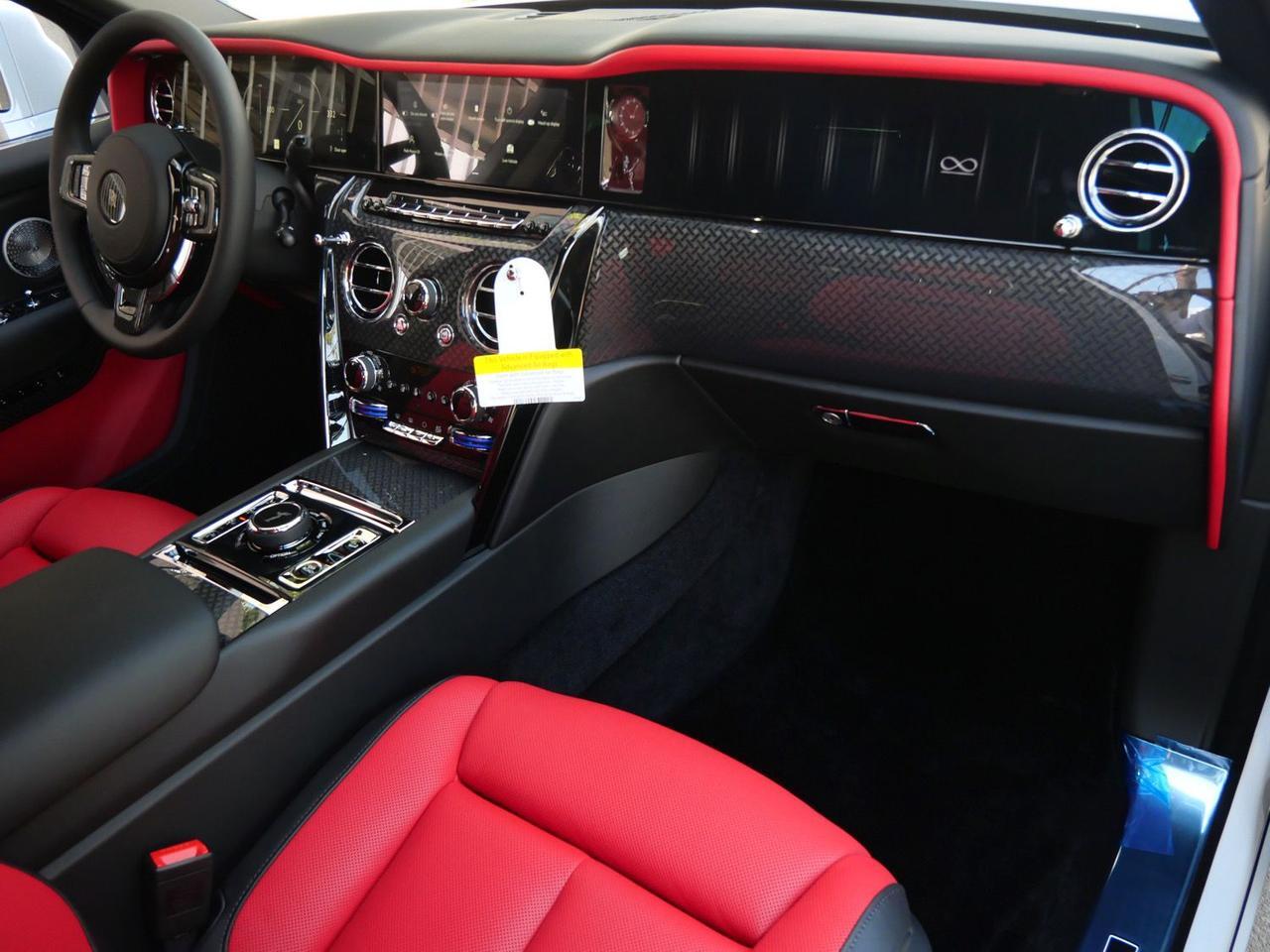 2026 Rolls-Royce Black Badge Cullinan Lawrence KS