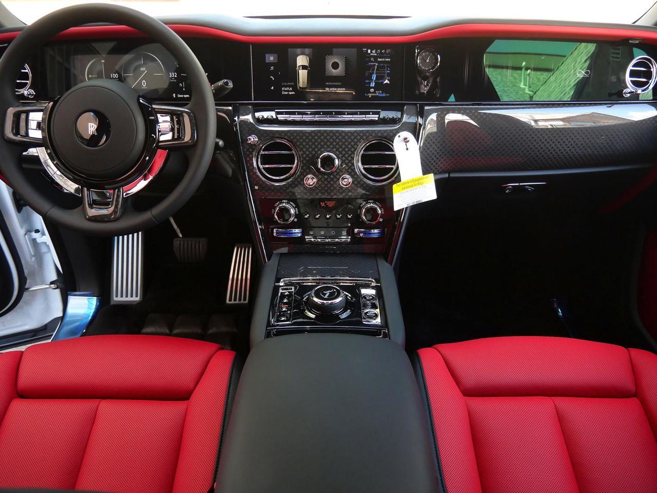 2026 Rolls-Royce Black Badge Cullinan Lawrence KS