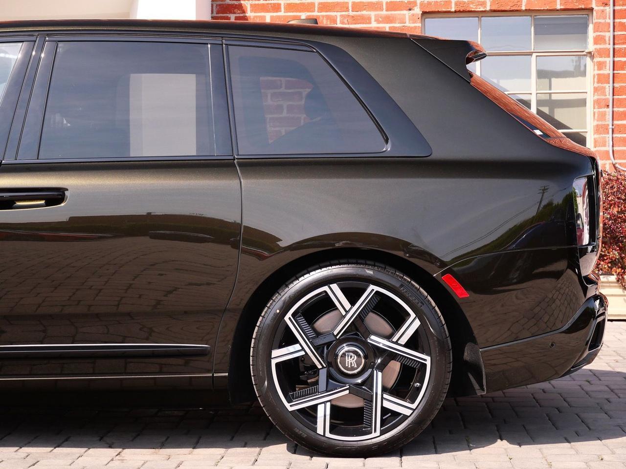 2026 Rolls-Royce Black Badge Cullinan Lawrence KS