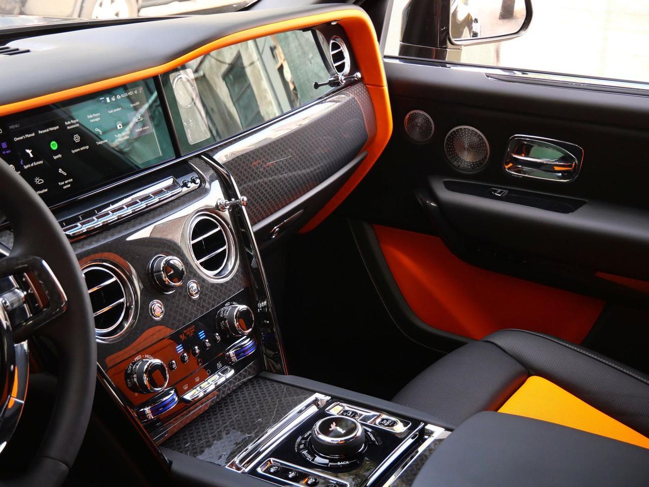 2026 Rolls-Royce Black Badge Cullinan Lawrence KS