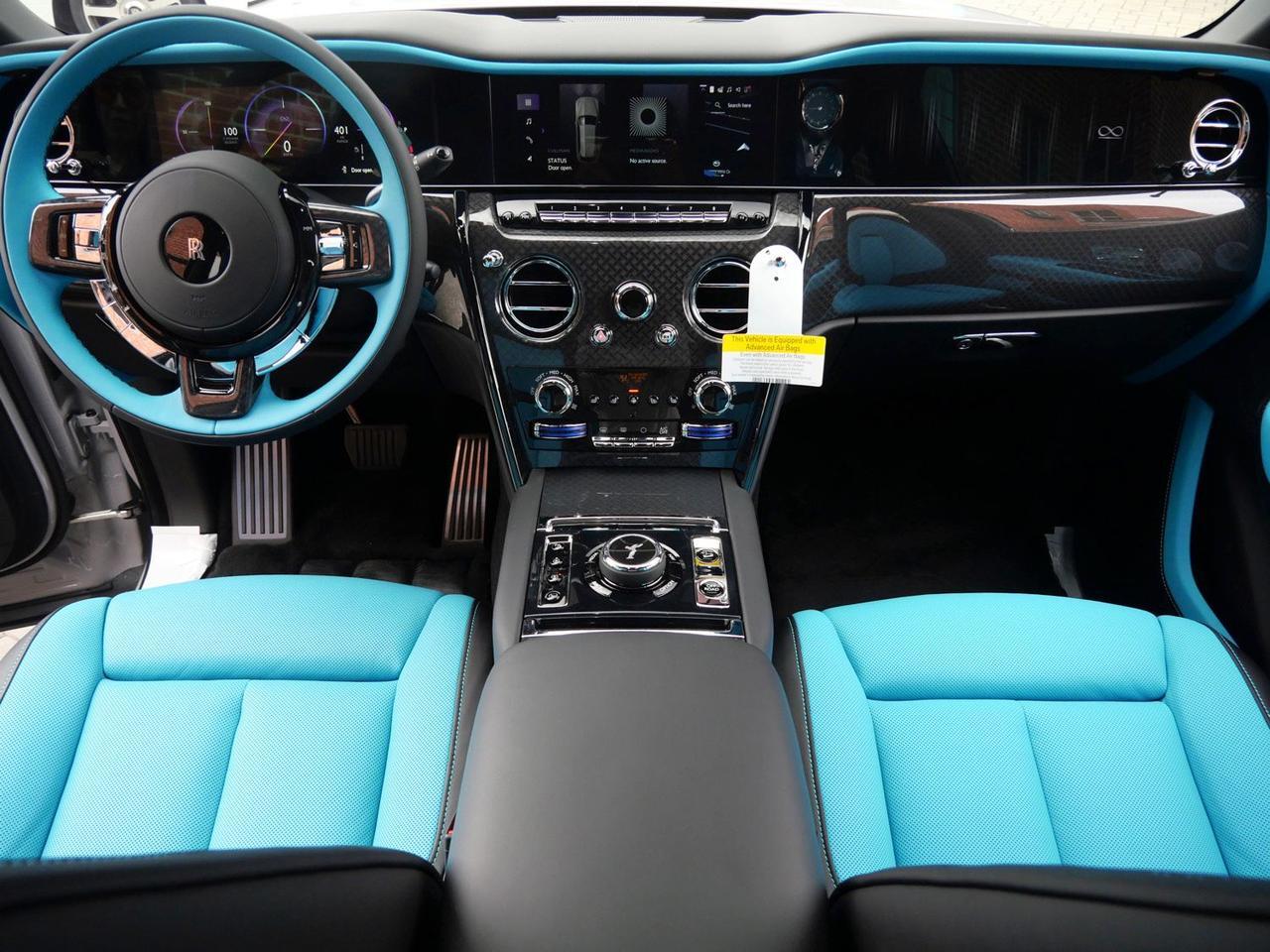 2026 Rolls-Royce Black Badge Cullinan Lawrence KS