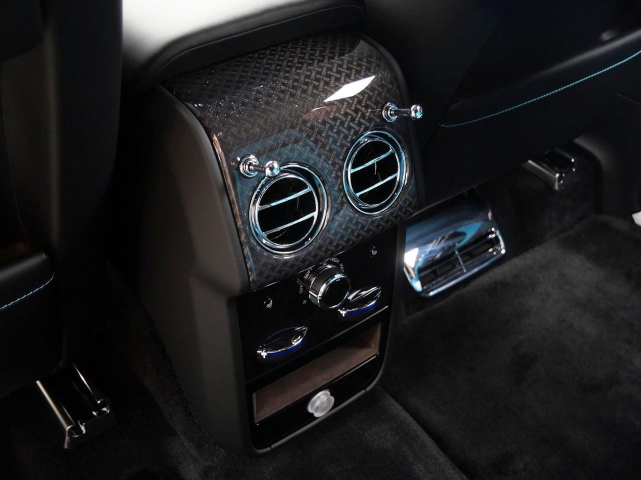 2026 Rolls-Royce Black Badge Cullinan Lawrence KS