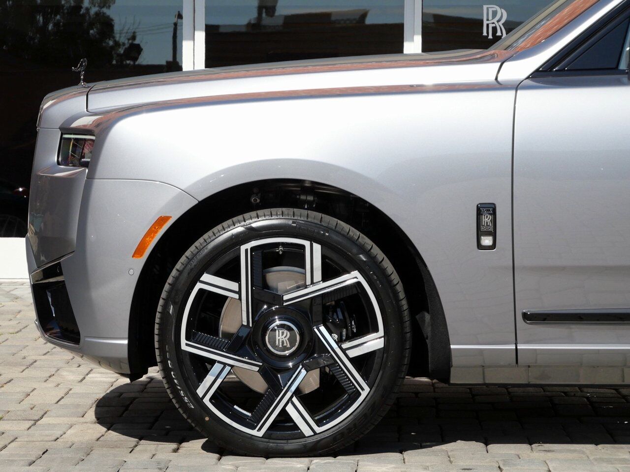 2026 Rolls-Royce Black Badge Cullinan Lawrence KS