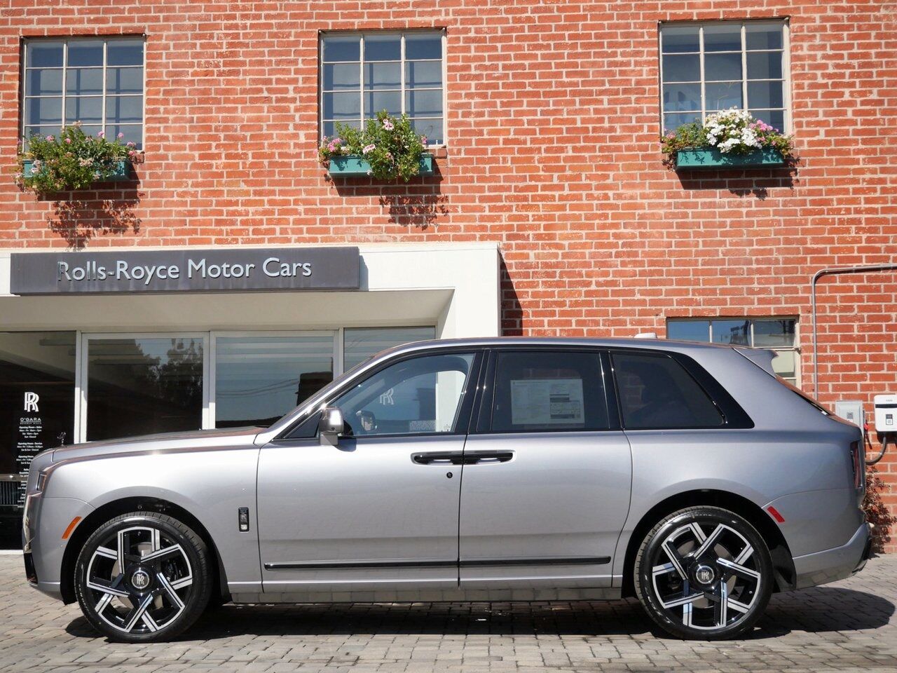 2026 Rolls-Royce Black Badge Cullinan Lawrence KS
