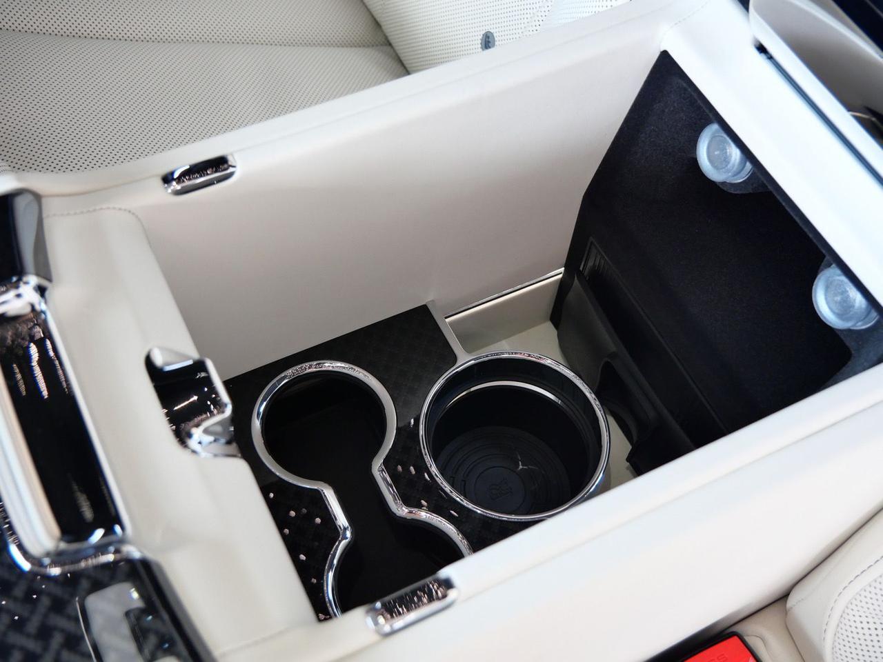 2026 Rolls-Royce Black Badge Cullinan Lawrence KS