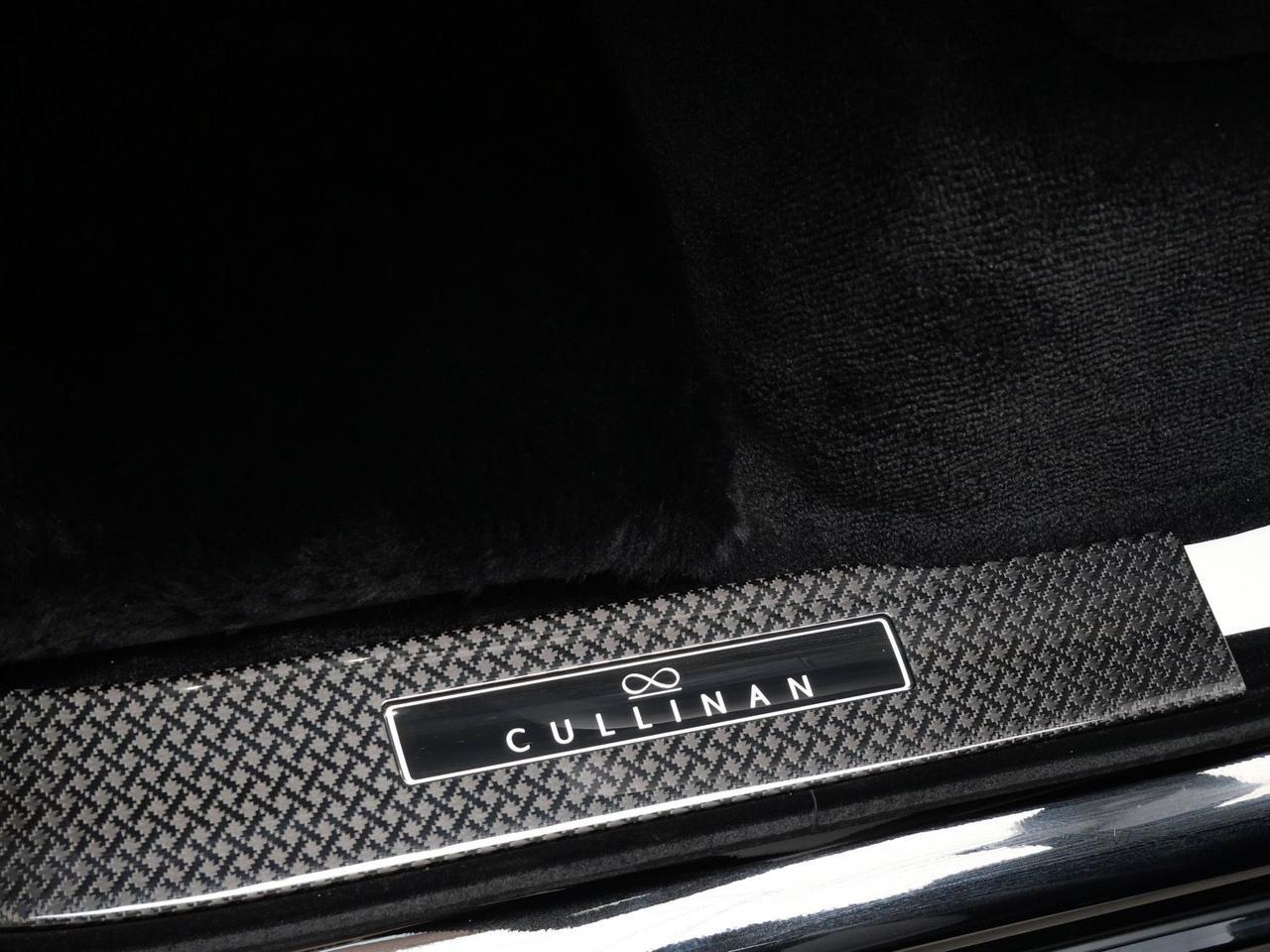 2026 Rolls-Royce Black Badge Cullinan Lawrence KS