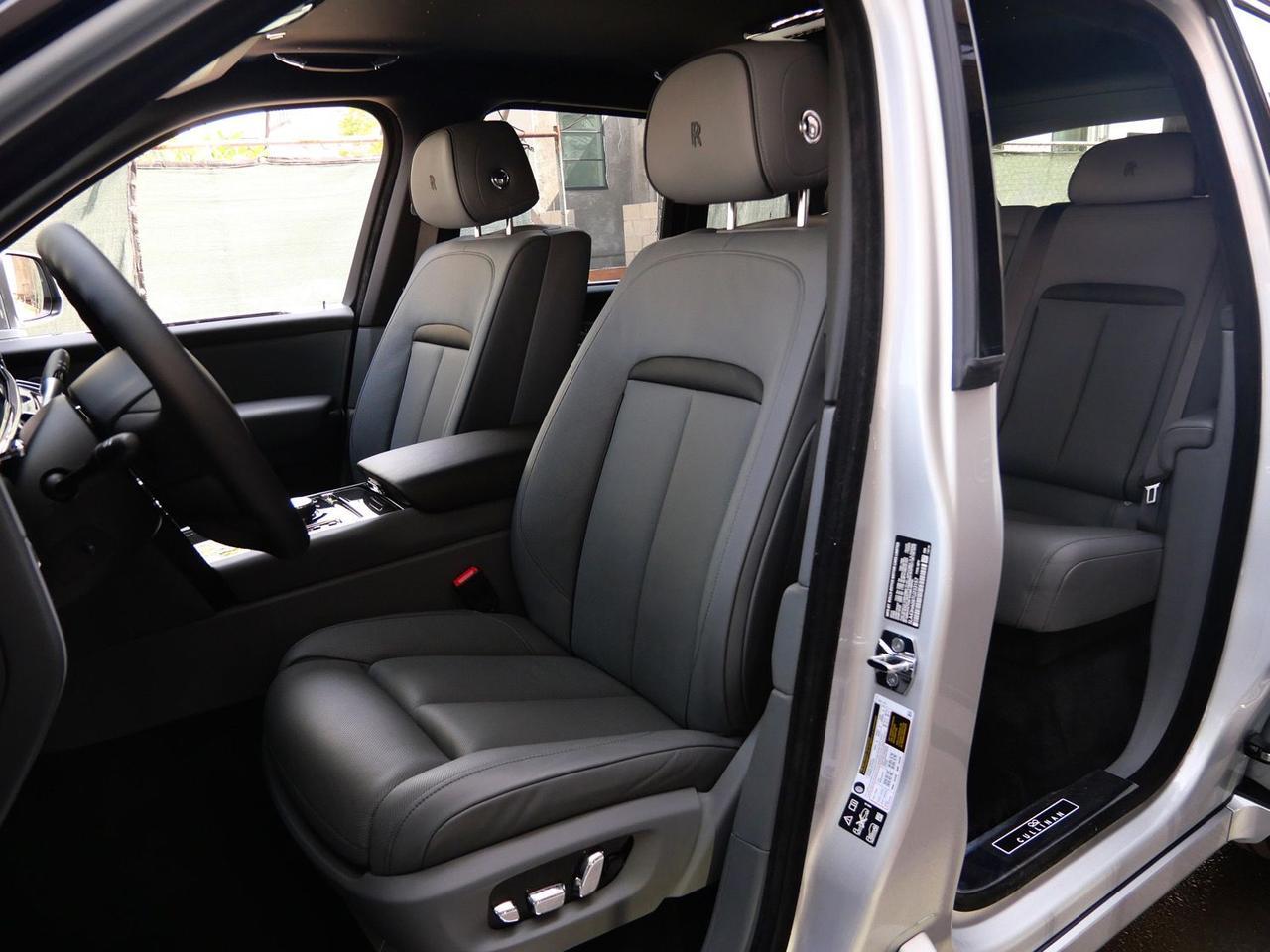 2026 Rolls-Royce Black Badge Cullinan Lawrence KS