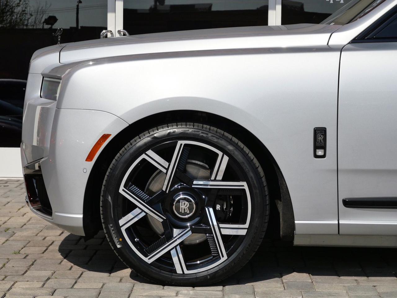 2026 Rolls-Royce Black Badge Cullinan Lawrence KS