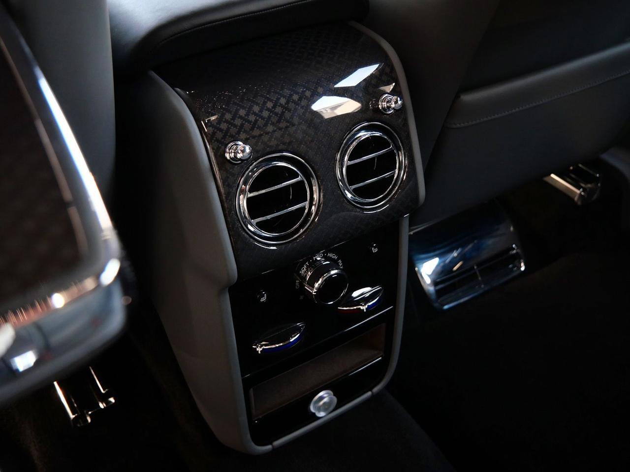 2026 Rolls-Royce Black Badge Cullinan Lawrence KS