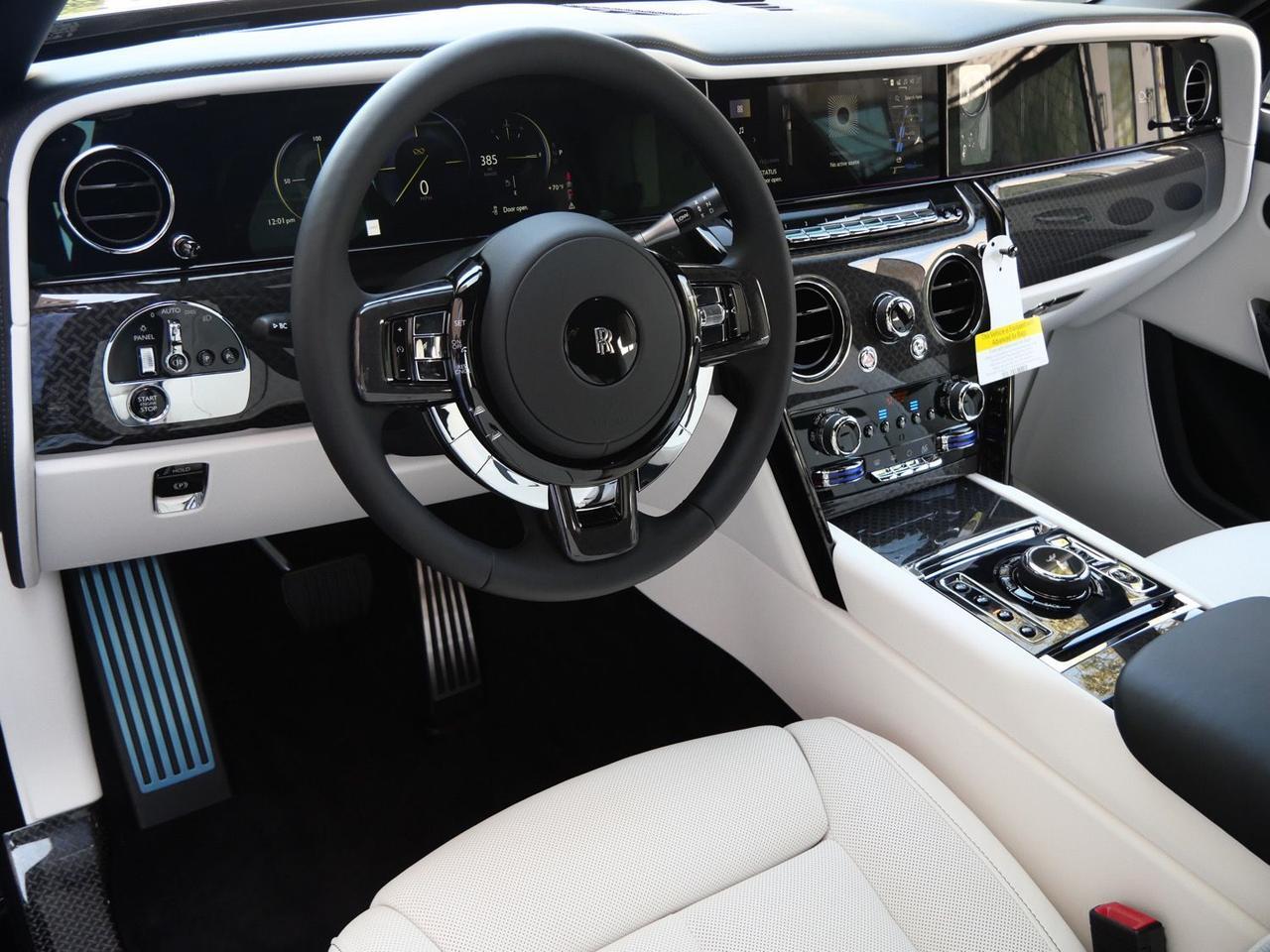 2026 Rolls-Royce Black Badge Cullinan Lawrence KS