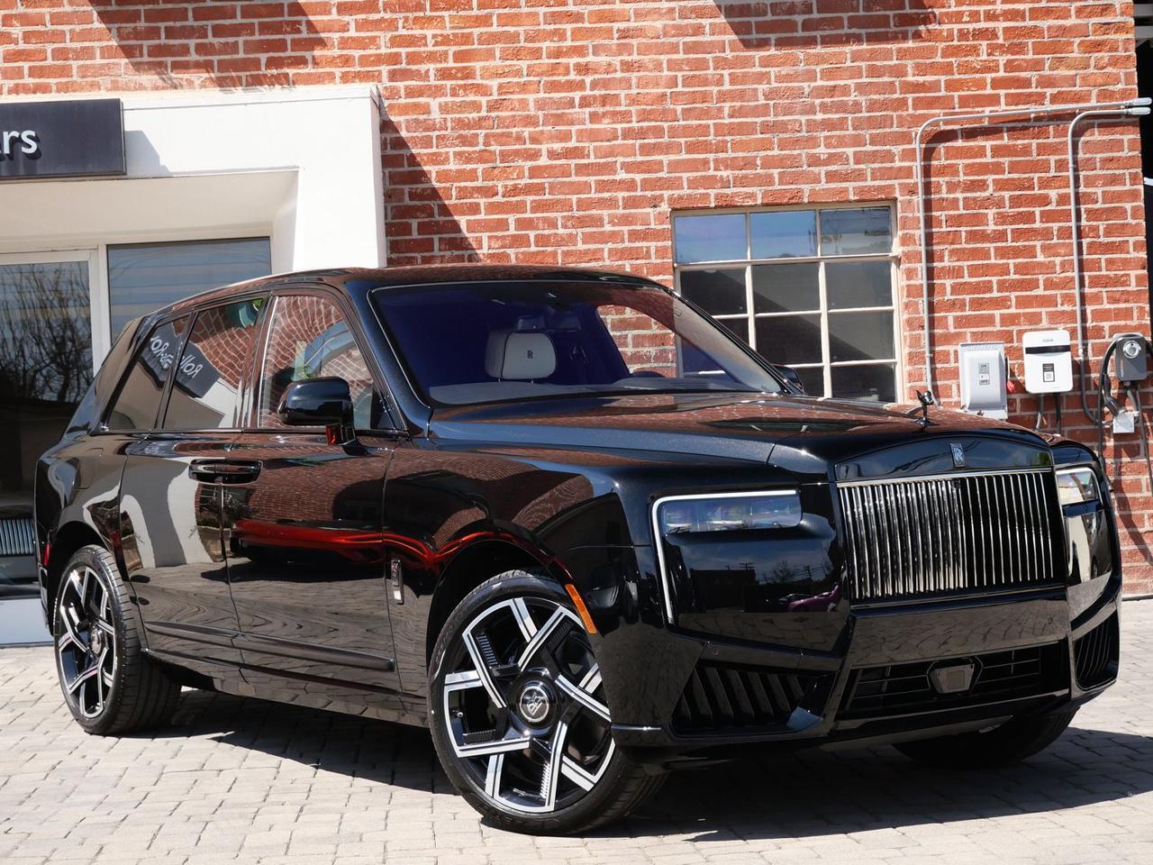 2026 Rolls-Royce Black Badge Cullinan Lawrence KS