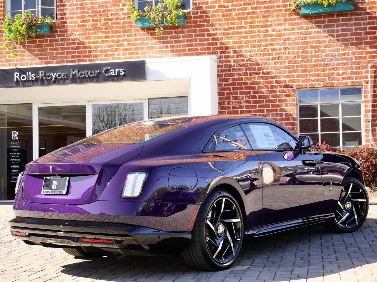 2026 Rolls-Royce Black Badge Spectre