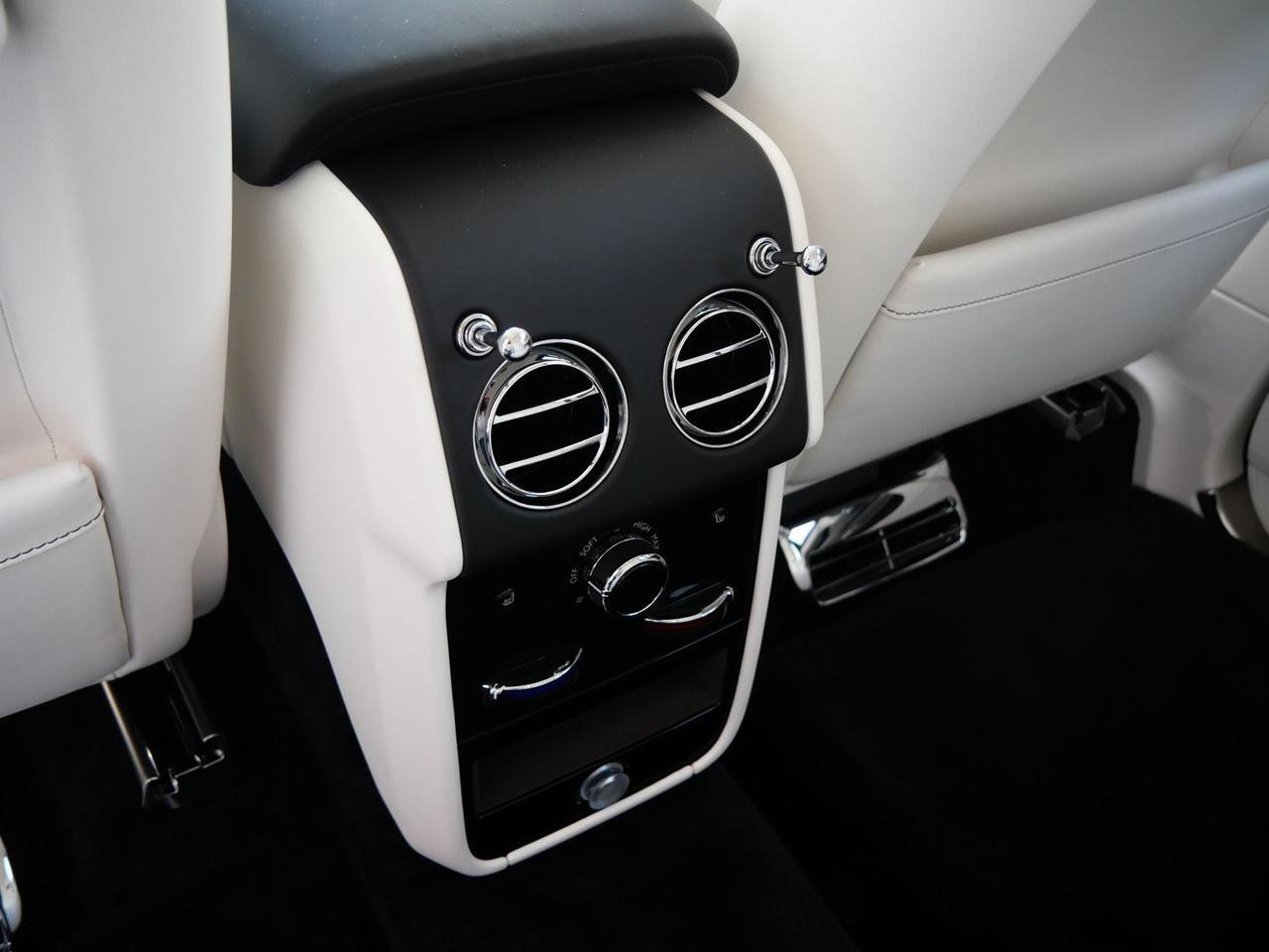 2026 Rolls-Royce Cullinan Lawrence KS