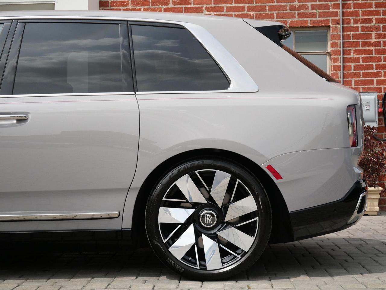 2026 Rolls-Royce Cullinan Lawrence KS