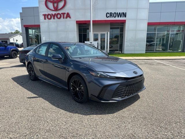 2026 Toyota Camry SE AWD