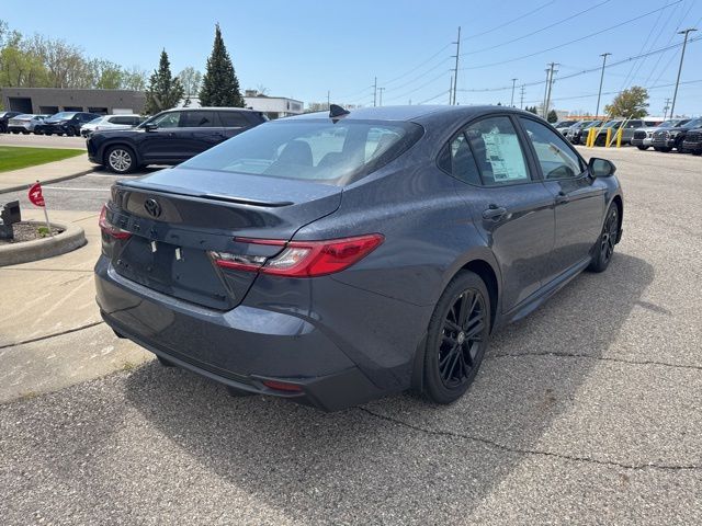 2026 Toyota Camry SE FWD