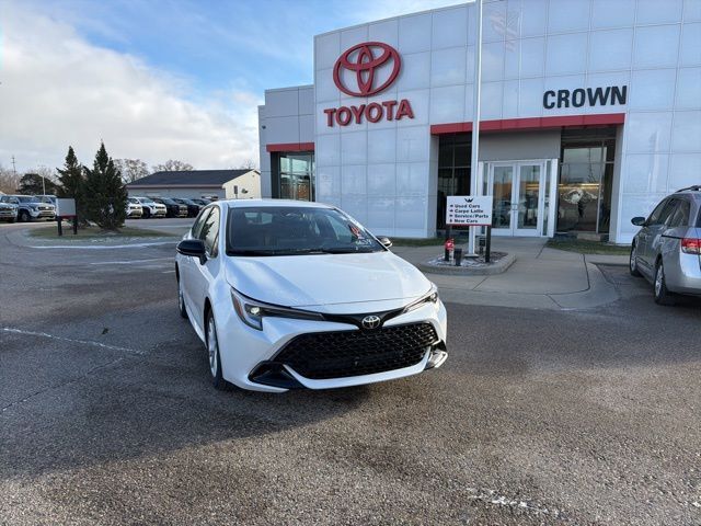 2026 Toyota Corolla Hatchback SE