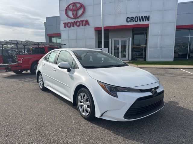 2026 Toyota Corolla LE FWD