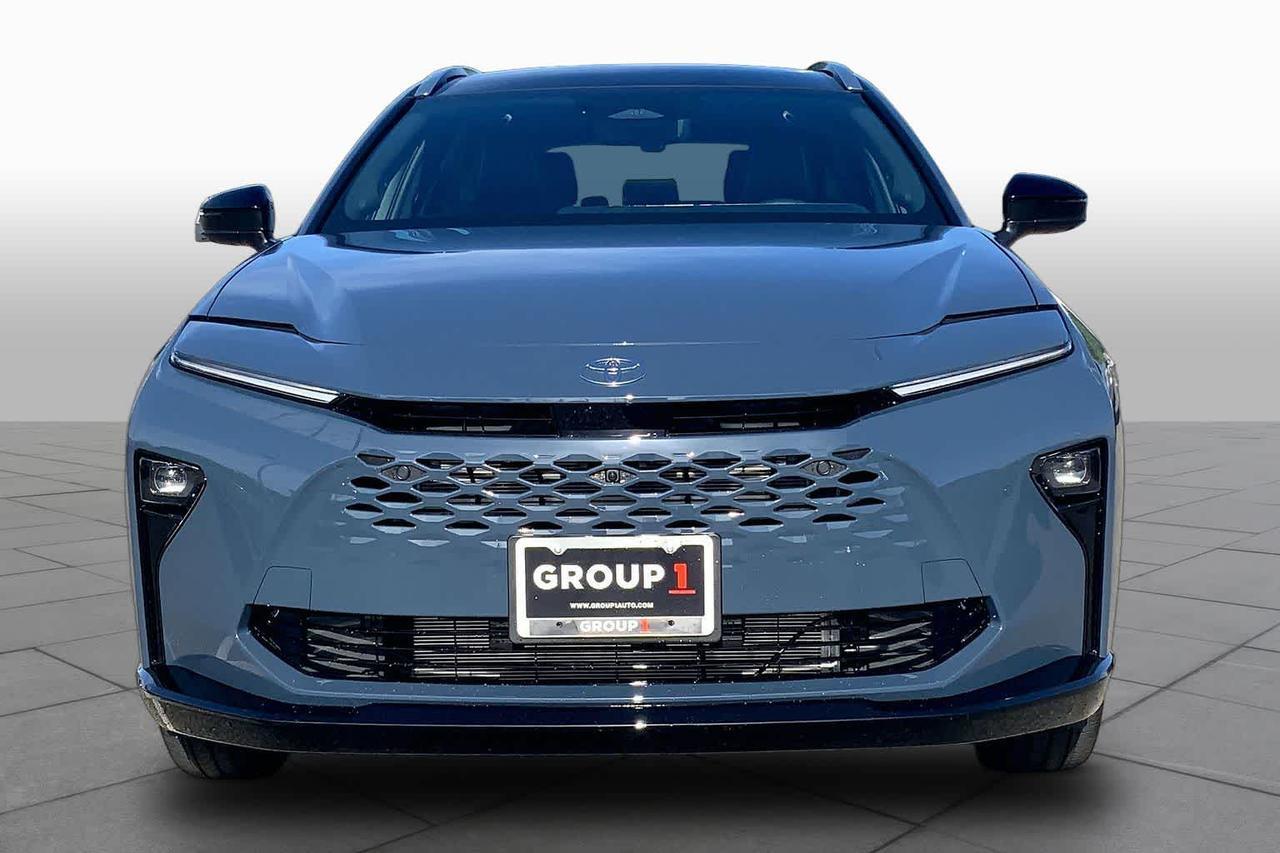2026 Toyota Crown Signia Limited 2026 Toyota Crown Signia Limited