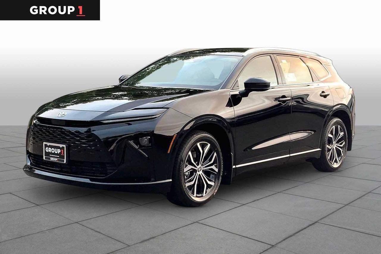 2026 Toyota Crown Signia XLE 2026 Toyota Crown Signia XLE