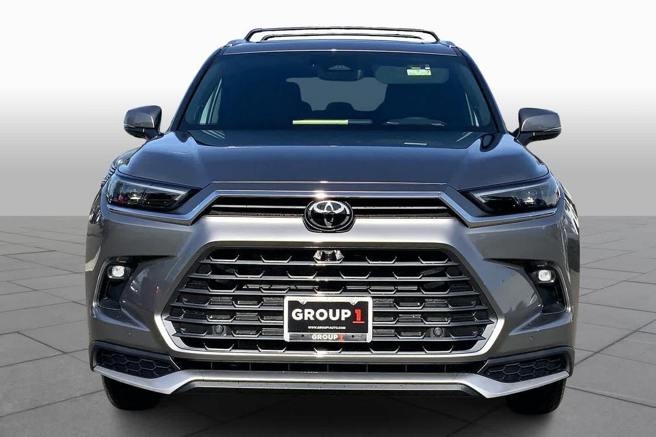 2026 Toyota Grand Highlander Hybrid MAX Platinum 2026 Toyota Grand Highlander Hybrid MAX Platinum