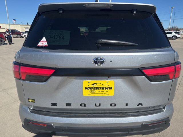 2026 Toyota Sequoia SR5 Watertown SD 2026 Toyota Sequoia SR5 Watertown SD
