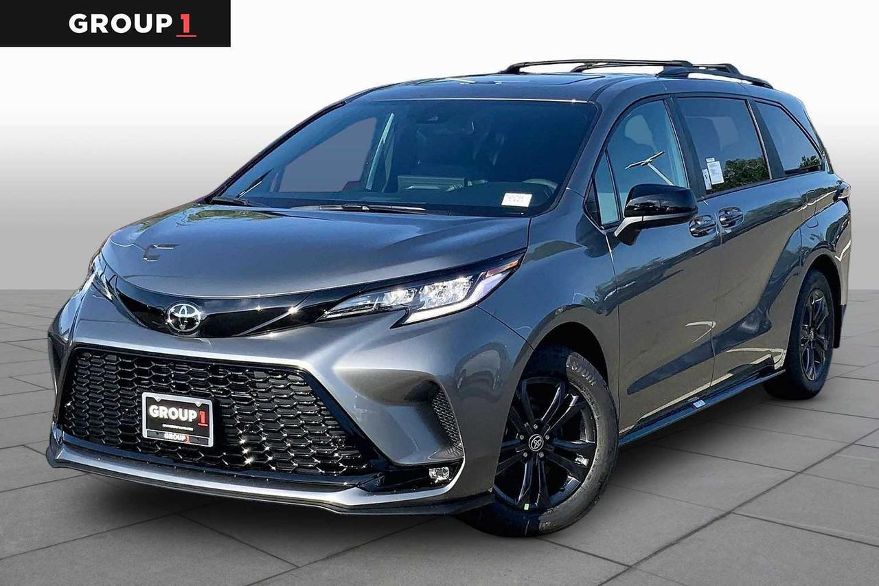 2026 Toyota Sienna XSE 2026 Toyota Sienna XSE