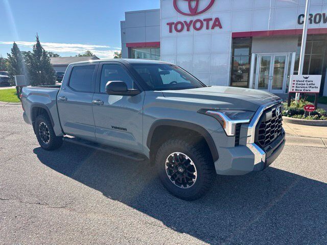 2026 Toyota Tundra SR5 4WD