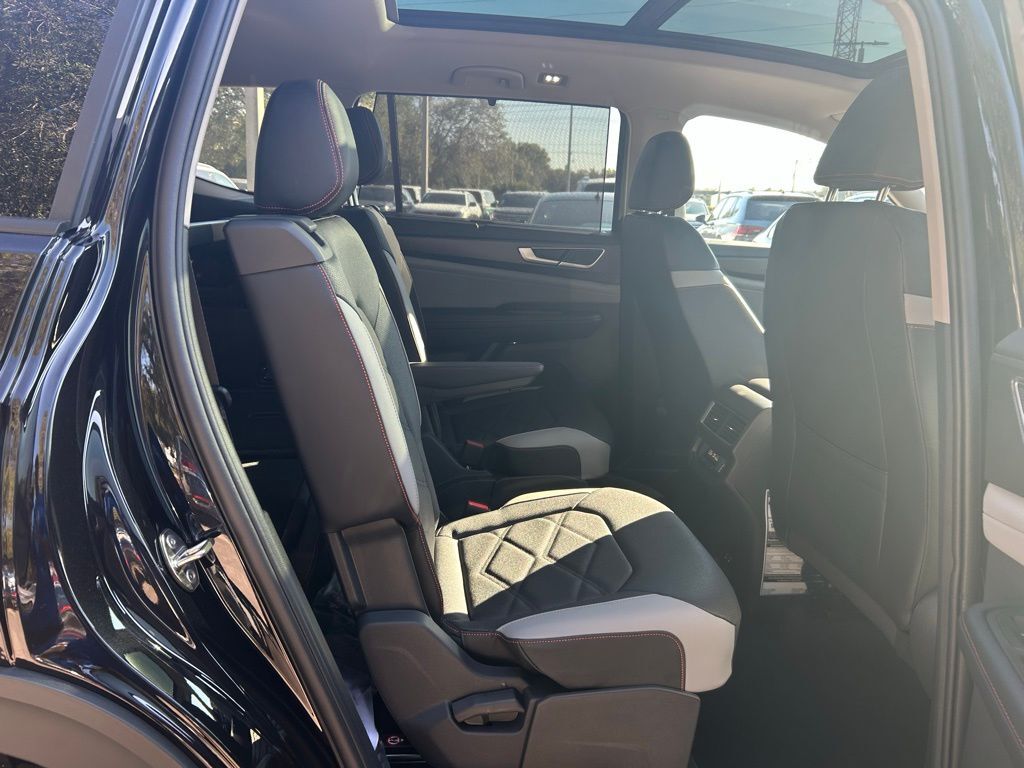 2026 Volkswagen Atlas 2.0T Peak Edition Tampa FL