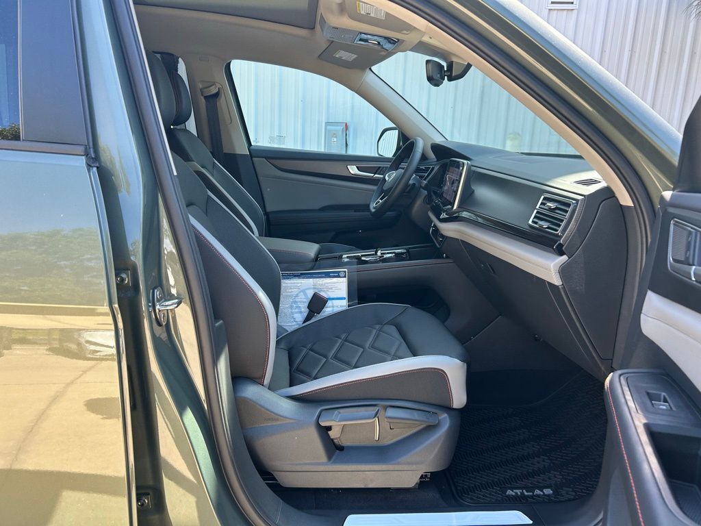 2026 Volkswagen Atlas 2.0T Peak Edition Tampa FL