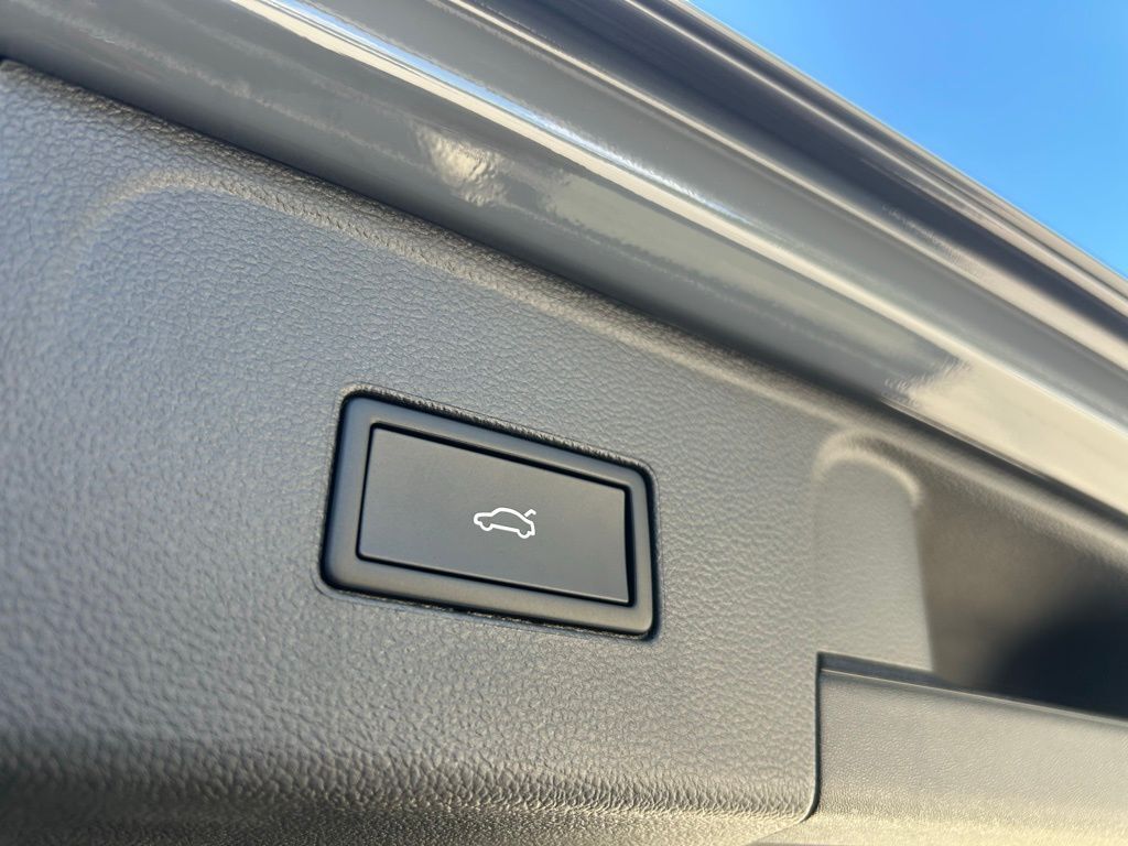 2026 Volkswagen Atlas 2.0T Peak Edition Tampa FL