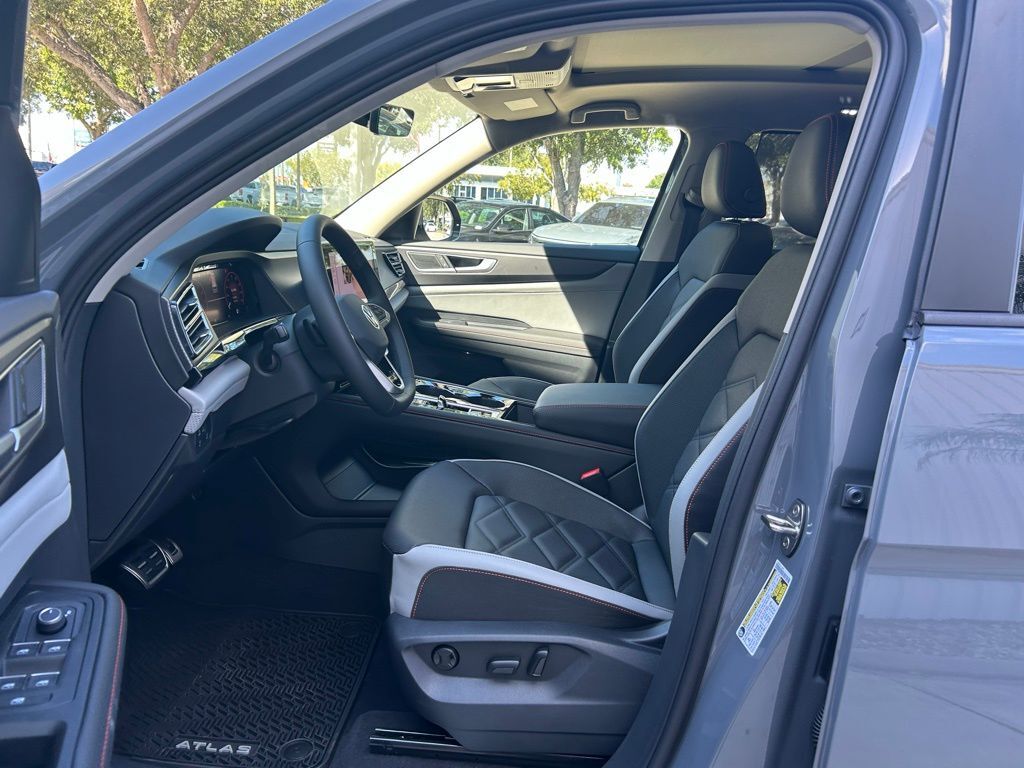 2026 Volkswagen Atlas 2.0T Peak Edition Tampa FL