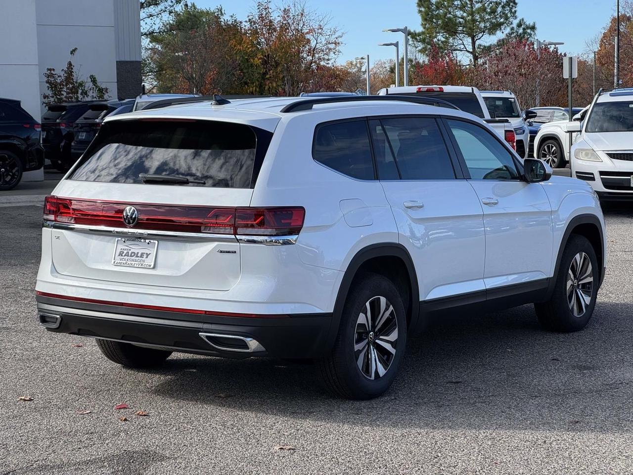 2026 Volkswagen Atlas 2.0T SE