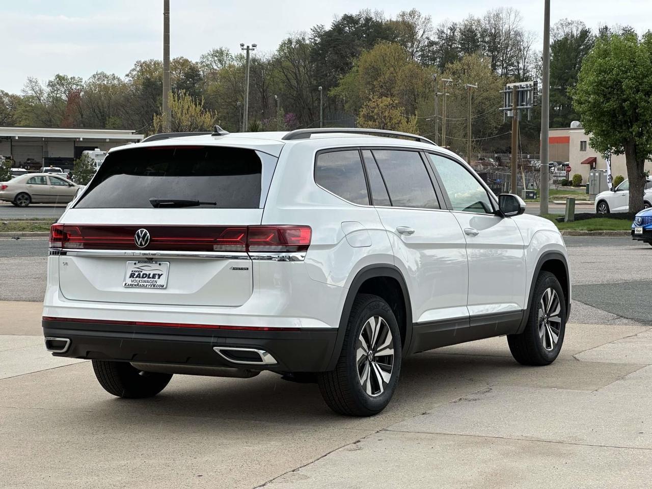 2026 Volkswagen Atlas 2.0T SE