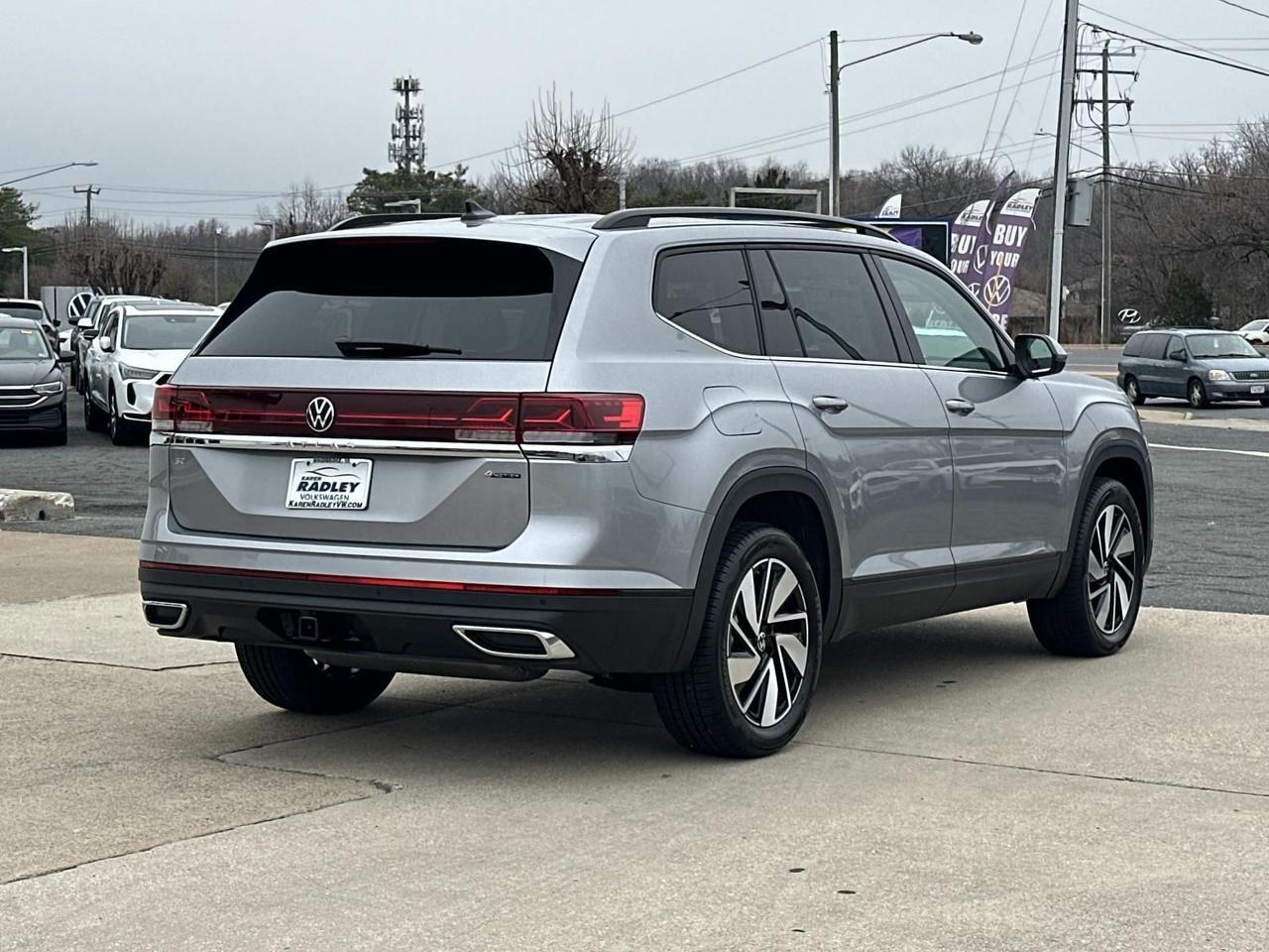 2026 Volkswagen Atlas 2.0T SE w/Technology