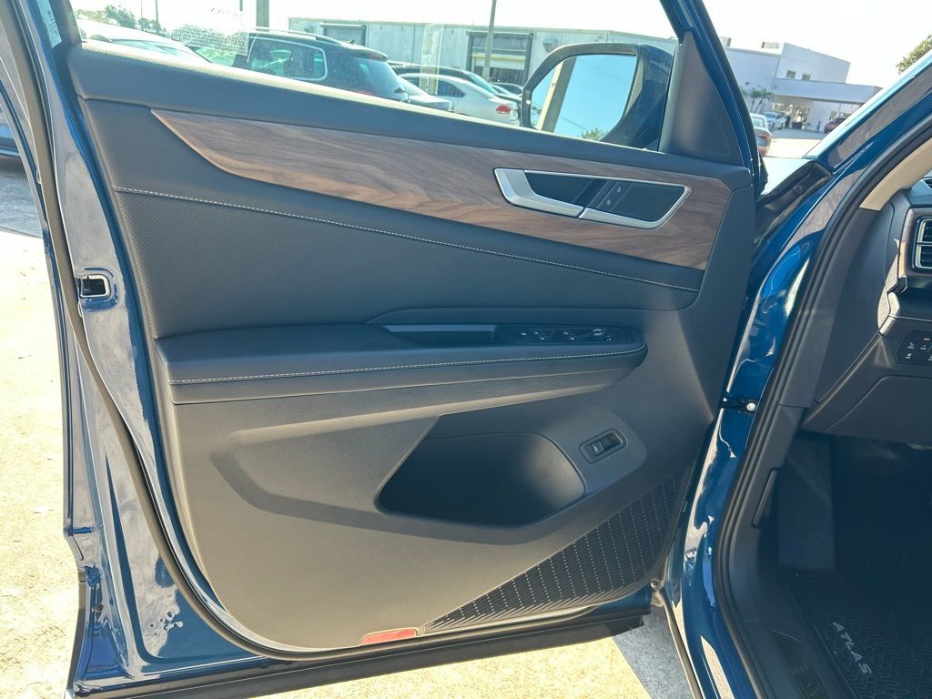 2026 Volkswagen Atlas 2.0T SE w/Technology Tampa FL