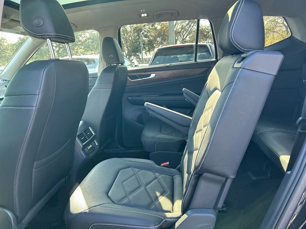 2026 Volkswagen Atlas 2.0T SE w/Technology Tampa FL