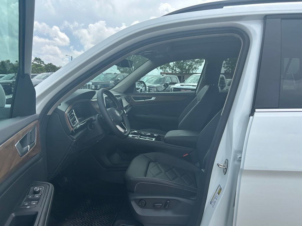 2026 Volkswagen Atlas 2.0T SE w/Technology Tampa FL